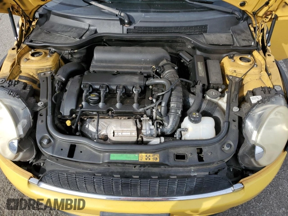 2009 MINI Hardtop S with VIN WMWMF73599TW87679, listed as a Copart auction lot 46863725 with 102,976 mi miles and Salvage title. Bid and sale history available at DreamBid. Image 11.
