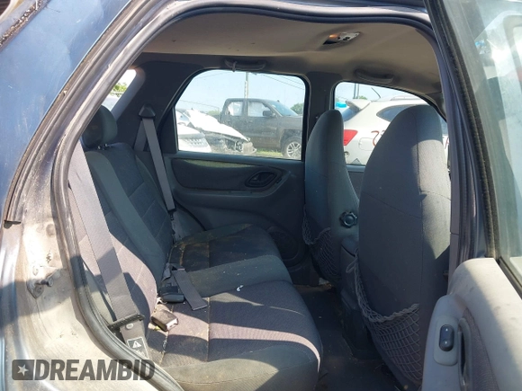 2001 Ford Escape XLT with VIN 1FMYU04131KA35322, listed as a IAAI auction lot 42584785 with 134,838 mi miles and . Bid and sale history available at DreamBid. Image 8.