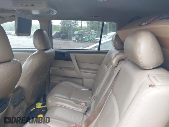 2010 Toyota Highlander with VIN 5TDBK3EH5AS011531, listed as a IAAI auction lot 42521352 with 198,605 mi miles and . Bid and sale history available at DreamBid. Image 8.