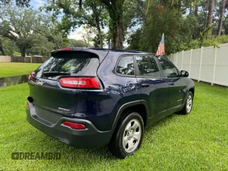 2015 Jeep Cherokee Sport z VIN 1C4PJLAB8FW632067, wystawiony jako Copart lot #63940525 z przebiegiem 119 064 mil mil oraz Czysty tytuł • Clean title. Historia ofert i sprzedaży dostępna na DreamBid. Obrazek 4.