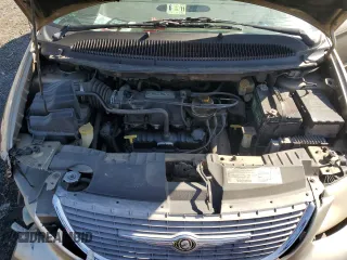 2002 Chrysler Town & Country eL with VIN 2C4GP343X2R556700, listed as a Copart auction lot 53656695 with Not Provided miles and Salvage Title. Bid and sale history available at carsss.com. Image 12.