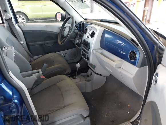 2009 Chrysler PT Cruiser Touring with VIN 3A8FY58949T524537, listed as a IAAI auction lot 41813525 with 50,290 mi miles. Bid and sale history available at carsss.com. Image 5.