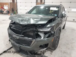 2022 Chevrolet Traverse LT Leather with VIN 1GNEVHKW8NJ188136, listed as a IAAI auction lot 42001620 with 29,657 mi miles. Bid and sale history available at carsss.com. Image 6.