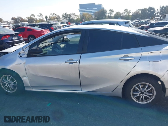 2016 Toyota Prius Two with VIN JTDKBRFU7G3527057, listed as a IAAI auction lot 41638241 with 226,273 mi miles. Bid and sale history available at carsss.com. Image 13.