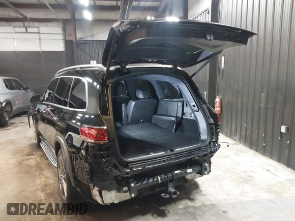 2022 Mercedes-Benz GLS 450 with VIN 4JGFF5KE8NA733344, listed as a IAAI auction lot 42296500 with 29,581 mi miles and . Bid and sale history available at DreamBid. Image 3.