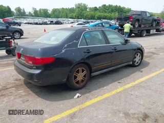 2005 Honda Accord LX z VIN 1HGCM66315A070938, wystawiony jako IAAI lot #42357049 z przebiegiem 173 243 mil mil oraz . Historia ofert i sprzedaży dostępna na DreamBid. Obrazek 4.