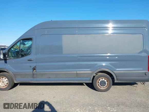 2021 Ford Transit Cargo with VIN 1FTBR3X8XMKA57960, listed as a IAAI auction lot 41842606 with 5,176 mi miles and . Bid and sale history available at DreamBid. Image 15.