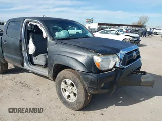 2015 Toyota Tacoma z VIN 3TMLU4ENXFM206669, wystawiony jako IAAI lot #41323365 z przebiegiem 102 297 mil mil oraz . Historia ofert i sprzedaży dostępna na DreamBid. Obrazek 6.