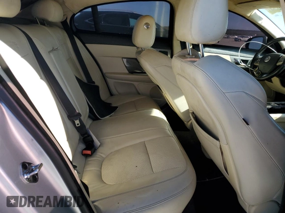 2010 Jaguar XF with VIN SAJWA0JC8AMR59285, listed as a Copart auction lot 81916854 with Not Provided miles and Clean Title. Bid and sale history available at DreamBid. Image 10.