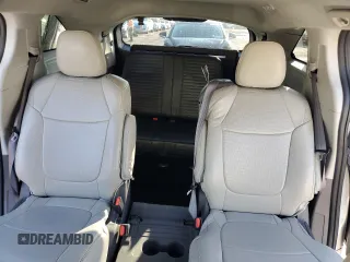 2021 Toyota Sienna LE with VIN 5TDKRKEC1MS044265, listed as a Copart auction lot 65246005 with 84,187 mi miles and Salvage title. Bid and sale history available at DreamBid. Image 10.