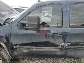 2007 Chevrolet Silverado 1500 LT w/1LT with VIN 3GCEK13307G501598, listed as a Copart auction lot 45038645 with 228,099 mi miles and Salvage Title. Bid and sale history available at carsss.com. Image 7.