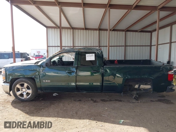 2015 Chevrolet Silverado 1500 LT with VIN 1GCRCREC6FZ161835, listed as a IAAI auction lot 41516896 with 206,305 mi miles. Bid and sale history available at carsss.com. Image 15.