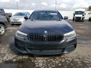 2017 BMW 5 Series 540i с VIN WBAJE5C38HG913775, выставлен на аукционе Copart как лот 51991605 с пробегом 83 245 миль миль и Списание • Salvage title. История ставок и продаж доступна на DreamBid. Изображение 5.