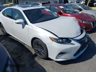 2016 Lexus ES 330 z VIN JTHBK1GG5G2237642, wystawiony jako IAAI lot #41988801 z przebiegiem 15 340 mil mil oraz . Historia ofert i sprzedaży dostępna na DreamBid. Obrazek 1.