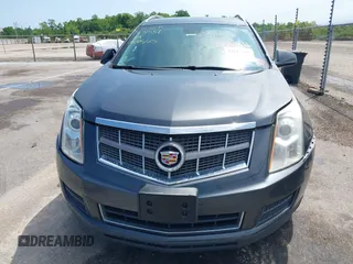 2012 Cadillac SRX Luxury Collection z VIN 3GYFNAE30CS531551, wystawiony jako IAAI lot #42215326 z przebiegiem 226 927 mil mil oraz . Historia ofert i sprzedaży dostępna na DreamBid. Obrazek 6.