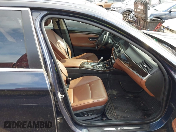 2013 BMW 5 Series 528i xDrive with VIN WBAXH5C50DD107198, listed as a IAAI auction lot 42679395 with 224,520 mi miles and . Bid and sale history available at DreamBid. Image 5.