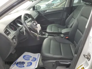 2016 Volkswagen Golf TSI SE z VIN 3VW217AU0GM041801, wystawiony jako Copart lot #53557525 z przebiegiem 64 027 mil mil oraz Szkoda całkowita • Salvage title. Historia ofert i sprzedaży dostępna na DreamBid. Obrazek 7.
