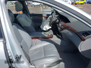 2007 Mercedes-Benz S 550 z VIN WDDNG71X07A036433, wystawiony jako IAAI lot #41860436 z przebiegiem 89 873 mil mil oraz . Historia ofert i sprzedaży dostępna na DreamBid. Obrazek 5.