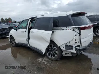 2024 Kia Carnival EX with VIN KNDNC5H35R6401496, listed as a Copart auction lot 72206194 with 15,706 mi miles and Salvage Title. Bid and sale history available at carsss.com. Image 2.