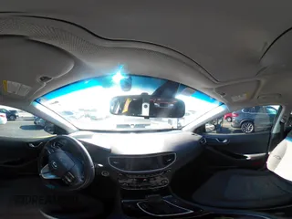2019 Hyundai Ioniq SEL z VIN KMHC75LC3KU105621, wystawiony jako IAAI lot #42260425 z przebiegiem 58 668 mil mil oraz . Historia ofert i sprzedaży dostępna na DreamBid. Obrazek 19.