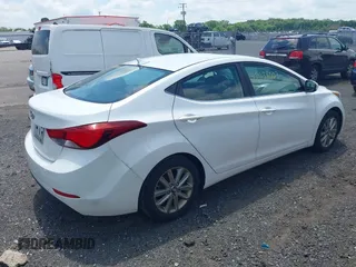 2015 Hyundai Elantra SE with VIN 5NPDH4AE6FH558457, listed as a IAAI auction lot 42738003 with 199,965 mi miles and . Bid and sale history available at DreamBid. Image 4.