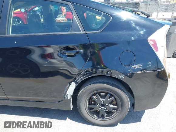 2015 Toyota Prius Four with VIN JTDKN3DU2F0471844, listed as a IAAI auction lot 42192439 with 305,246 mi miles. Bid and sale history available at carsss.com. Image 6.