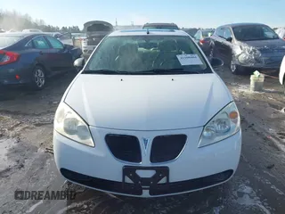 2009 Pontiac G6 1SA z VIN 1G2ZG57B394187803, wystawiony jako IAAI lot #41100404 z przebiegiem 242 388 mil mil oraz . Historia ofert i sprzedaży dostępna na DreamBid. Obrazek 12.