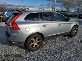 2011 Volvo XC60 3.0T с VIN YV4902DZ3B2154573, выставлен на аукционе Copart как лот 56220245 с пробегом 154 356 миль миль и На запчасти • Non repairable. История ставок и продаж доступна на DreamBid. Изображение 3.