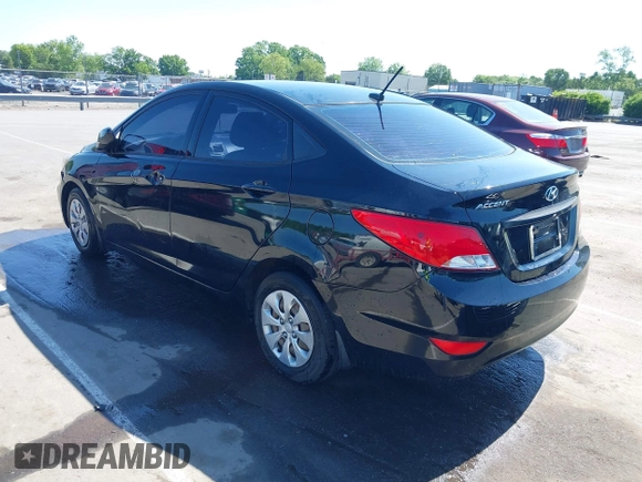 2016 Hyundai Accent SE z VIN KMHCT4AE2GU019184, wystawiony jako IAAI lot #42138951 z przebiegiem 170 800 mil mil oraz . Historia ofert i sprzedaży dostępna na DreamBid. Obrazek 3.