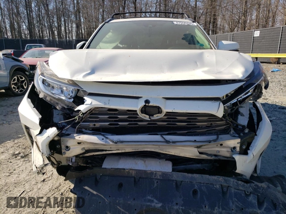 2019 Toyota RAV4 Limited with VIN JTMN1RFV0KD014972, listed as a Copart auction lot 47058435 with 135,395 mi miles and Salvage Title. Bid and sale history available at carsss.com. Image 5.