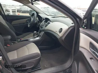 2014 Chevrolet Cruze LS with VIN 1G1PA5SH6E7249650, listed as a IAAI auction lot 42092801 with 119,866 mi miles and . Bid and sale history available at DreamBid. Image 5.