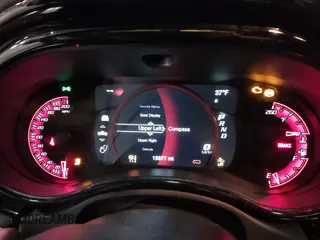 2023 Dodge Durango SRT Hellcat Premium z VIN 1C4SDJH90PC596225, wystawiony jako IAAI lot #41600943 z przebiegiem 18 877 mil mil oraz . Historia ofert i sprzedaży dostępna na DreamBid. Obrazek 7.