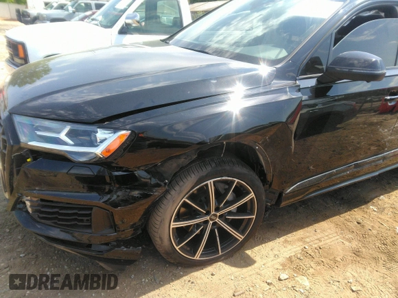 2021 Audi Q7 Premium Plus with VIN WA1LXAF72MD031553, listed as a IAAI auction lot 42071156 with 40,388 mi miles and . Bid and sale history available at DreamBid. Image 6.