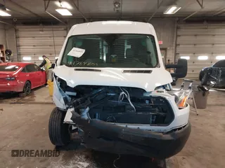2019 Ford Transit с VIN 1FTYE2CMXKKA40544, выставлен на аукционе IAAI как лот 41364809 с пробегом 60 366 миль миль и . История ставок и продаж доступна на DreamBid. Изображение 12.