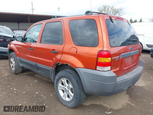2006 Ford Escape XLT with VIN 1FMYU03126KA17323, listed as a IAAI auction lot 42048363 with 119,296 mi miles and . Bid and sale history available at DreamBid. Image 3.