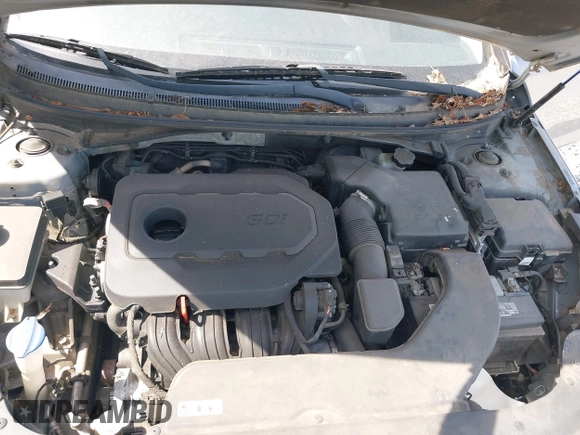 2015 Hyundai Sonata SE with VIN 5NPE24AF8FH118366, listed as a IAAI auction lot 42086388 with 179,499 mi miles and . Bid and sale history available at carsss.com. Image 10.