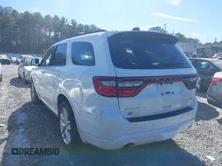 2024 Dodge Durango R/T Plus z VIN 1C4SDJCT3RC143917, wystawiony jako IAAI lot #41634822 z przebiegiem Nie podano mil oraz . Historia ofert i sprzedaży dostępna na DreamBid. Obrazek 13.