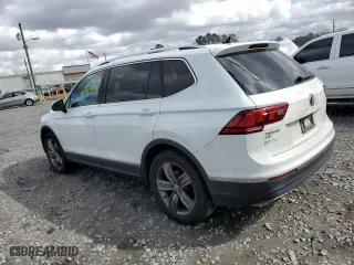 2020 Volkswagen Tiguan SE with VIN 3VV3B7AX3LM102634, listed as a Copart auction lot 47877745 with 132,701 mi miles and Salvage Title. Bid and sale history available at carsss.com. Image 2.