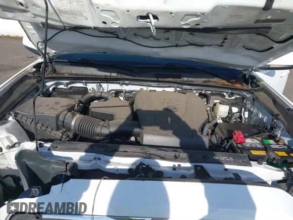 2017 Toyota Tacoma SR5 with VIN 3TMAZ5CN3HM045330, listed as a IAAI auction lot 41371012 with 20,170 mi miles and . Bid and sale history available at DreamBid. Image 10.