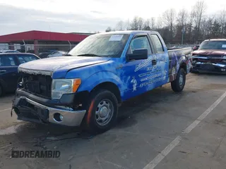 2014 Ford F-150 XL with VIN 1FTFX1CF9EKF39644, listed as a IAAI auction lot 41160445 with 239,110 mi miles. Bid and sale history available at carsss.com. Image 17.