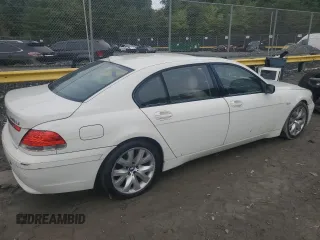 2005 BMW 7 Series 745Li with VIN WBAGN63545DS59999, listed as a Copart auction lot 70683274 with 121,951 mi miles and Clean Title. Bid and sale history available at carsss.com. Image 3.