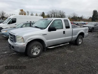 2007 Ford Super Duty F-250 XL with VIN 1FTNX20507EA02465, listed as a Copart auction lot 81718954 with 299,543 mi miles and Clean Title. Bid and sale history available at carsss.com. Image 1.