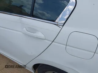 2011 Honda Accord SE с VIN 1HGCP2F61BA050632, выставлен на аукционе IAAI как лот 42091398 с пробегом 356 866 миль миль и . История ставок и продаж доступна на DreamBid. Изображение 20.