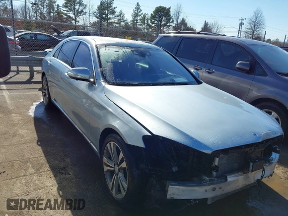 2016 Mercedes-Benz S 550 with VIN WDDUG8CB4GA206554, listed as a IAAI auction lot 41668452 with 299,833 mi miles and . Bid and sale history available at carsss.com. Image 1.
