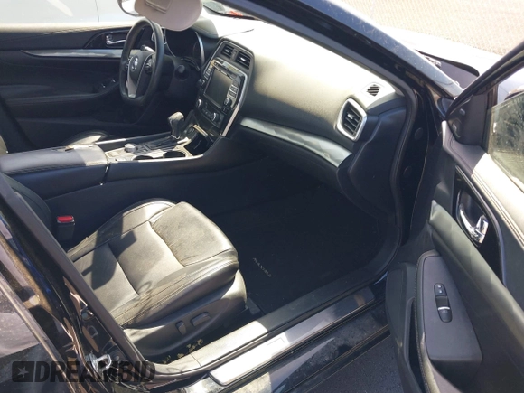 2019 Nissan Maxima SV with VIN 1N4AA6AV5KC377042, listed as a IAAI auction lot 41839754 with 53,962 mi miles and . Bid and sale history available at DreamBid. Image 5.