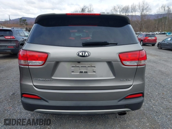 2016 Kia Sorento EX with VIN 5XYPH4A57GG107009, listed as a IAAI auction lot 40882550 with 163,329 mi miles. Bid and sale history available at carsss.com. Image 17.