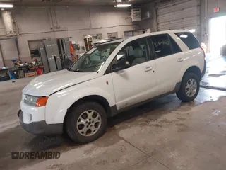 2004 Saturn VUE V6 with VIN 5GZCZ534X4S810971, listed as a IAAI auction lot 41644628 with 206,405 mi miles. Bid and sale history available at carsss.com. Image 20.