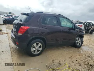 2022 Chevrolet Trax LT with VIN KL7CJPSMXNB535803, listed as a Copart auction lot 50801825 with 63,475 mi miles and Clean Title. Bid and sale history available at carsss.com. Image 3.