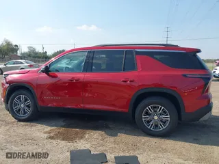 2024 Chevrolet Traverse FWD LT with VIN 1GNERGKS4RJ141560, listed as a IAAI auction lot 41190718 with 8,286 mi miles. Bid and sale history available at carsss.com. Image 14.