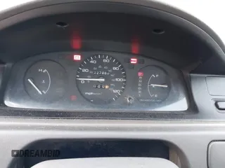 1995 Honda Civic z VIN 2HGEH2463SH500372, wystawiony jako IAAI lot #41785384 z przebiegiem 227 888 mil mil oraz . Historia ofert i sprzedaży dostępna na DreamBid. Obrazek 7.